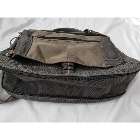 Eddie Bauer Laptop Messenger Bag Adjustable Shoulder Strap Zip Pockets Brown - Picture 8 of 11